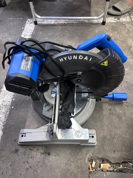 Miter Saw Hyundai · HD342