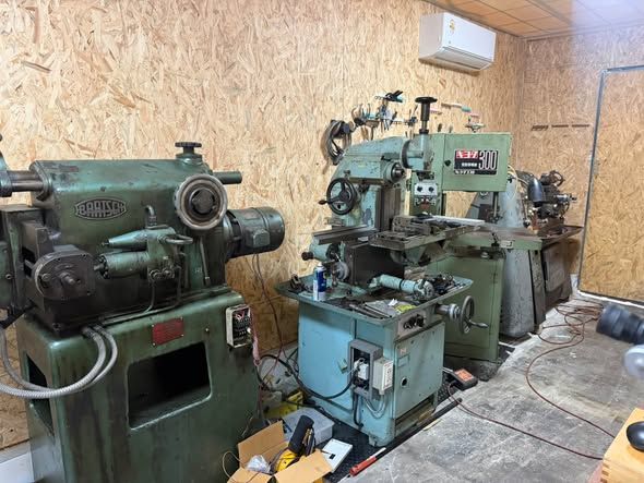 Multiple Metalworking Machines