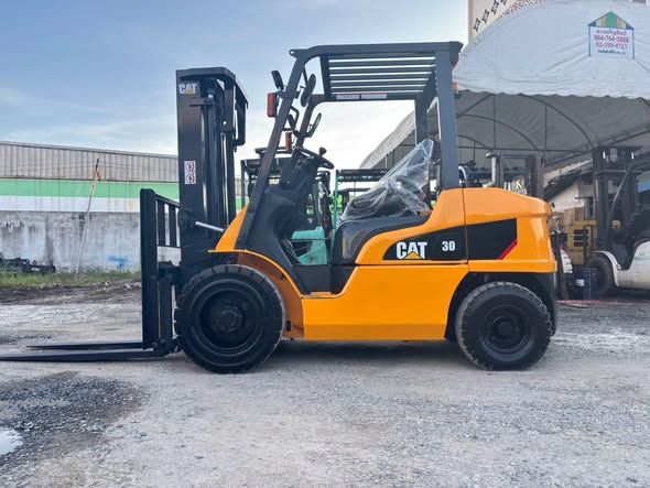 Forklift