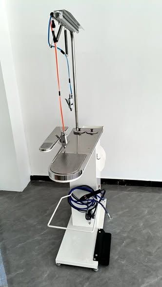 Garment Spotting Table BLCC · SWS