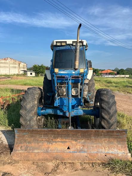 Tractor Ford · 7810