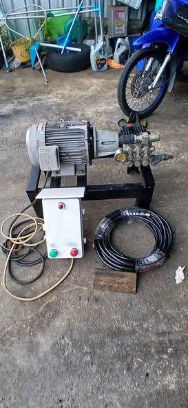 Pressure Washer