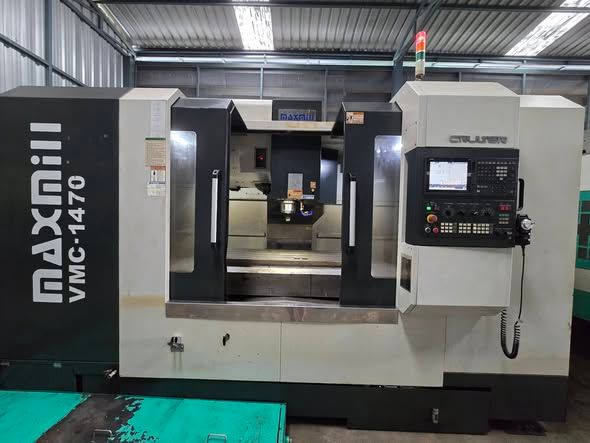 Vertical Machining Center MaxMill · VMC-1470