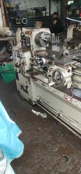 Manual Lathe