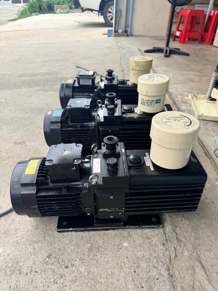 Vacuum Pump Ulvac · GLD-201A