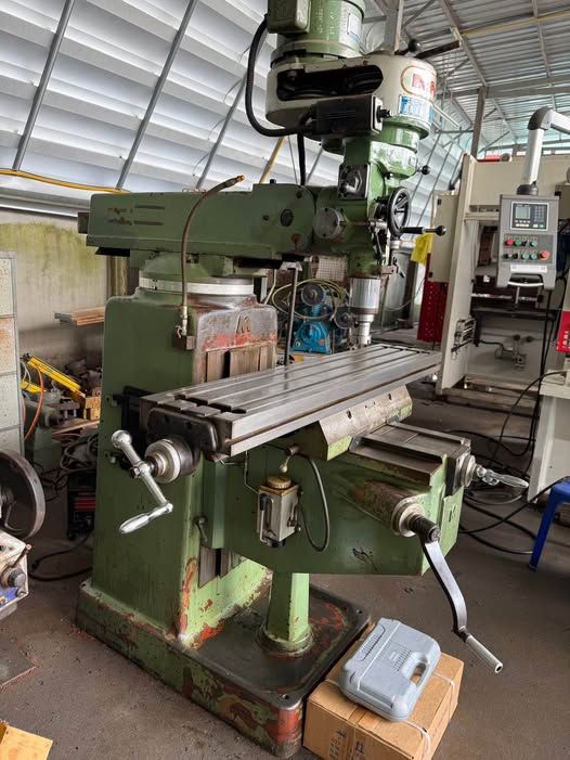 Milling Machine Pao Fong · M3