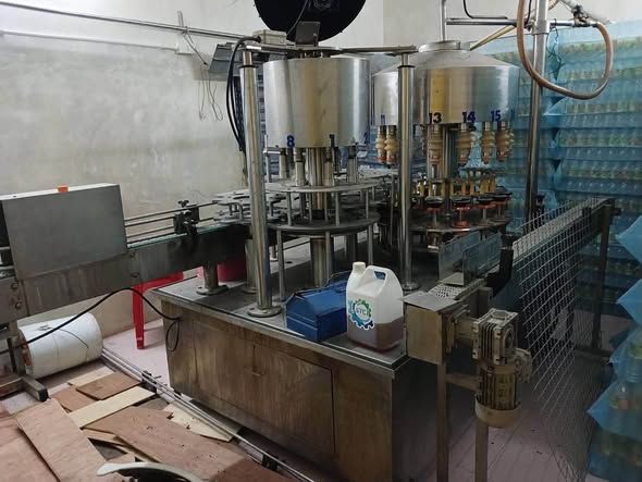 Juice Filling Machine