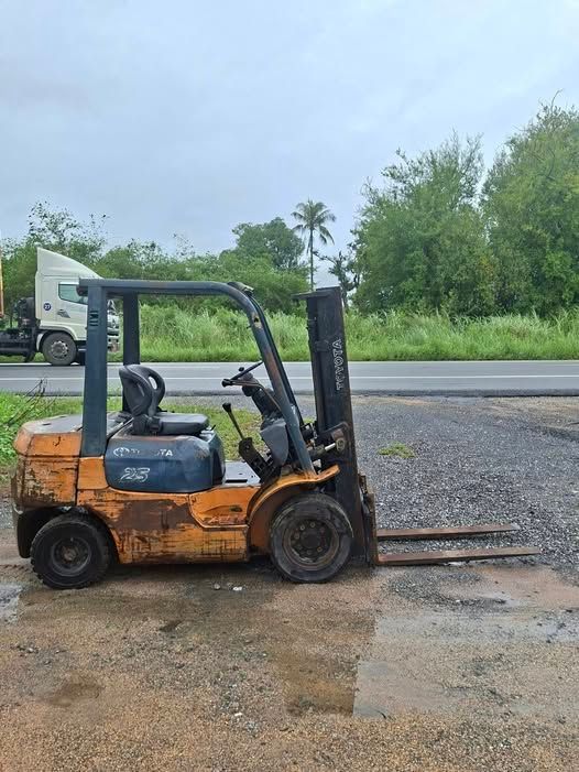 Forklift Toyota · 7