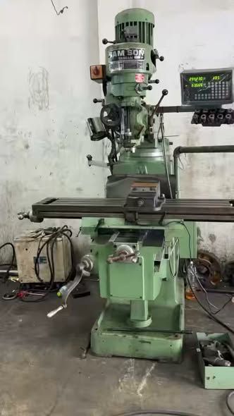 เครื่องมิลลิ่ง Samson · M3