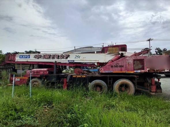 Truck Crane Kato