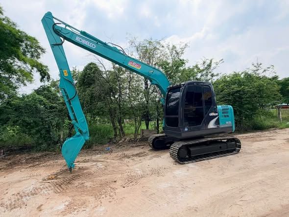 Excavator Kobelco · SK75-8