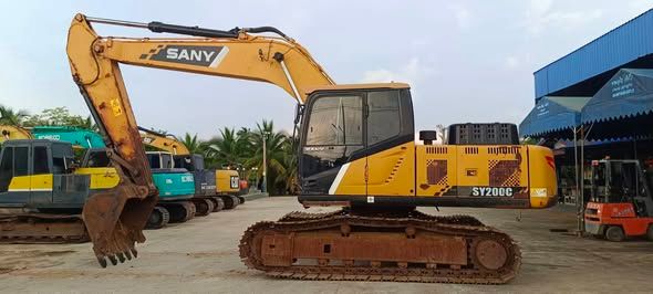 รถขุด SANY · SY200C