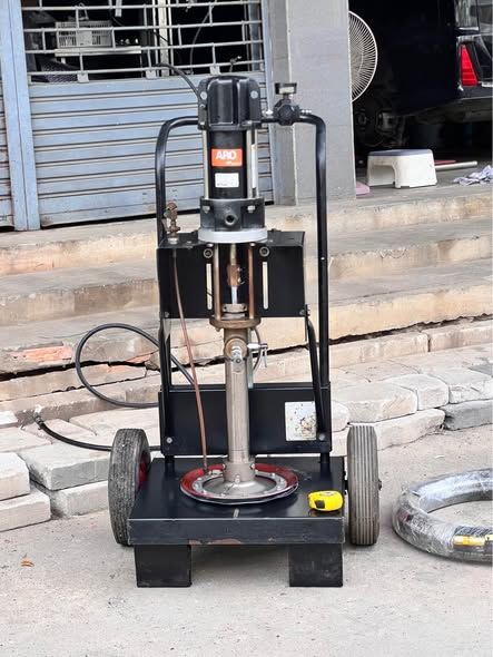 Piston Adhesive Dispenser ARO · 67120-P43