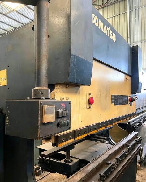 Press Brake Komatsu · PHS 80x200