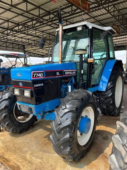 Tractor Ford · 7740