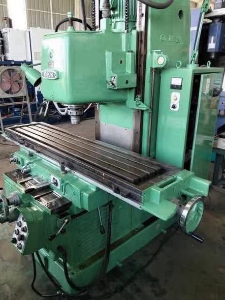 Vertical Milling Machine OKK · MH3V