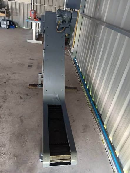 เครื่องลำเลียงเศษชิ้นงานสำหรับ CNC