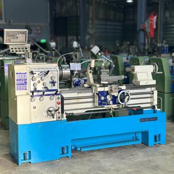 Manual Lathe