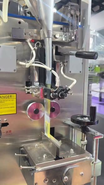 Automatic Sachet Filling Machine