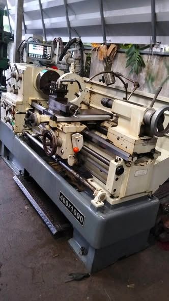 Manual Lathe