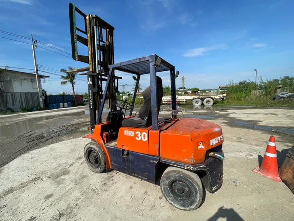 Forklift