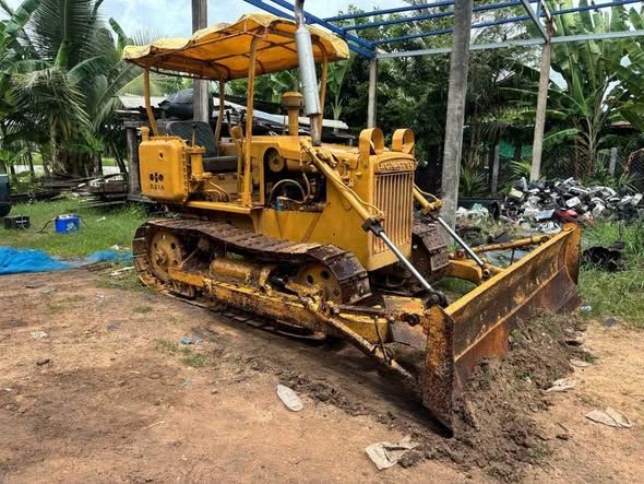 Bulldozer Komatsu · D21A