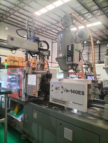 Injection Molding Machine