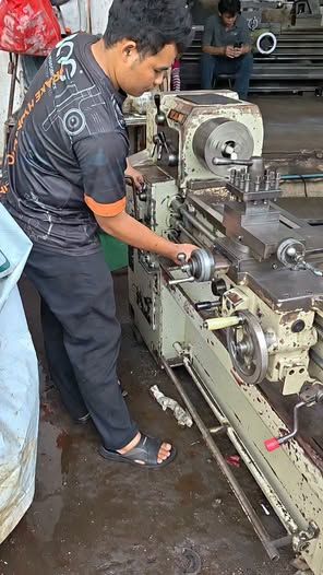 Manual Lathe