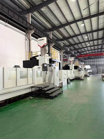 Double Column Machining Center HISION / HAITIAN PRECISION · GLUe23×40
