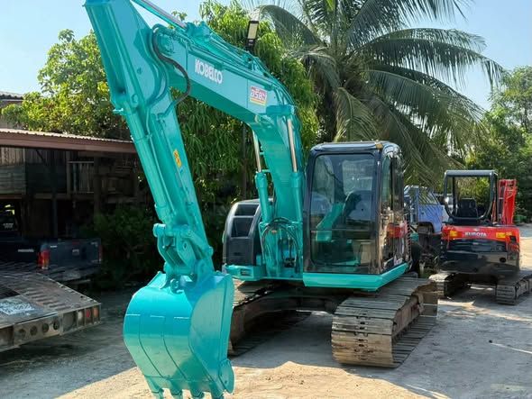 Excavator Kobelco · SK135 YY04