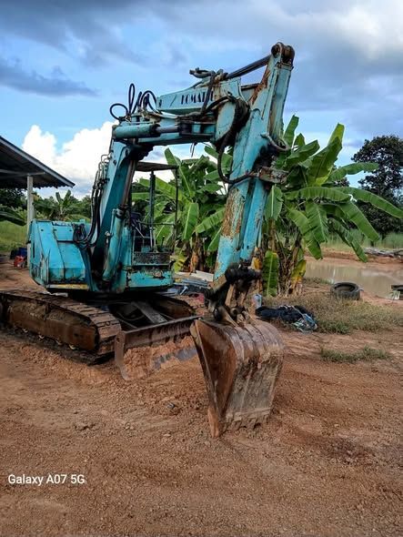 รถขุด Komatsu · PC50UU-1