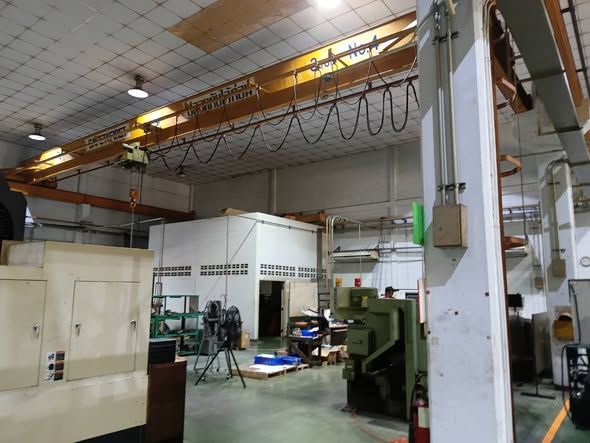 Overhead Crane