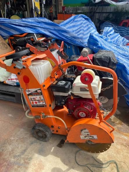Concrete Cutter