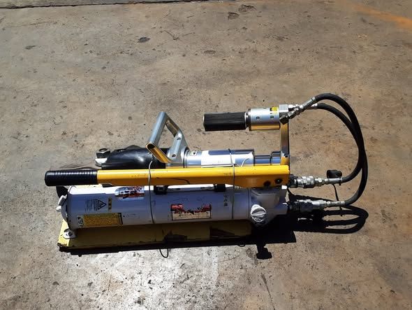 Hydraulic Shearing Machine AMKUS · HP101 S TD