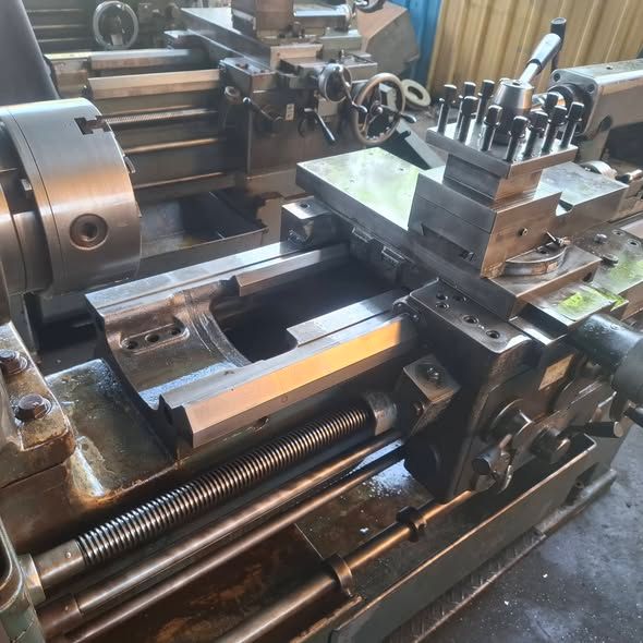 Japanese 5 ft Manual Lathe