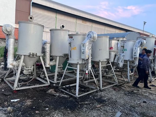 Hopper Dryer