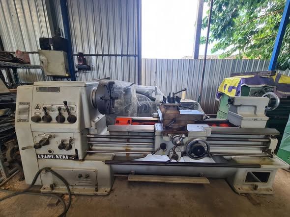 Manual Lathe Chubu-Koki · LLA-1500