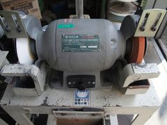 Bench Grinder Hitachi · GT-15SH