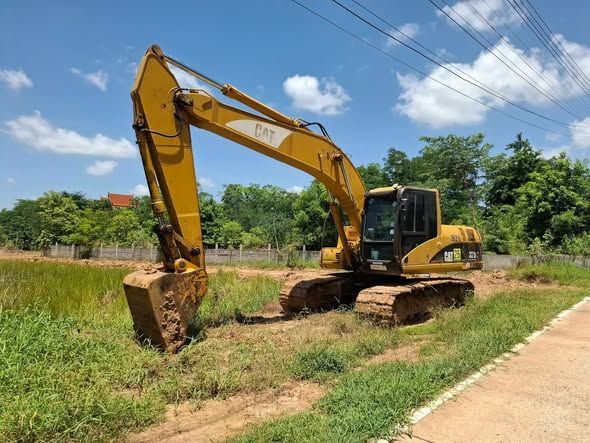 Excavator Caterpillar · 320 C