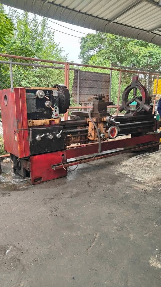Manual Lathe Bulgaria
