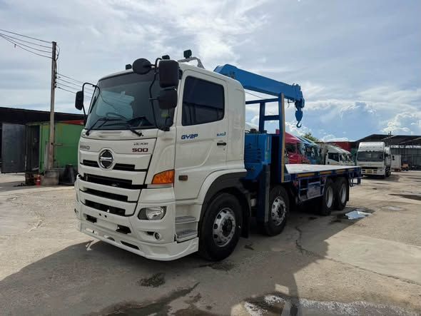 Truck-Mounted Crane Hino · GY2P